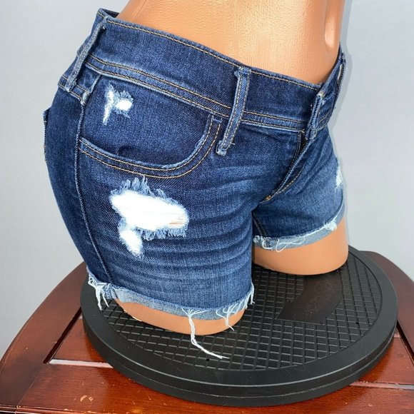 Hollister Jrs 1 Distressed Fringe Cuff Midi Shorts - Picture 2 of 7